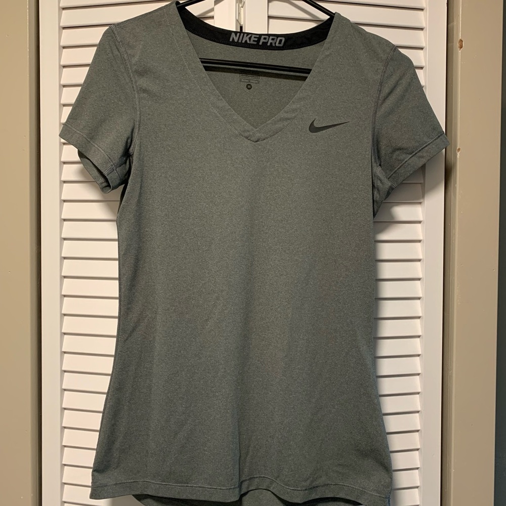 Women’s Nike Pro Dri-Fit size medium Grey athletic shirt